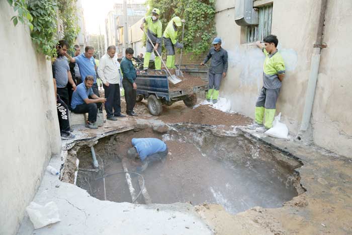 دلایل فرونشست‌ مکرر زمین در منطقه 12 تهران